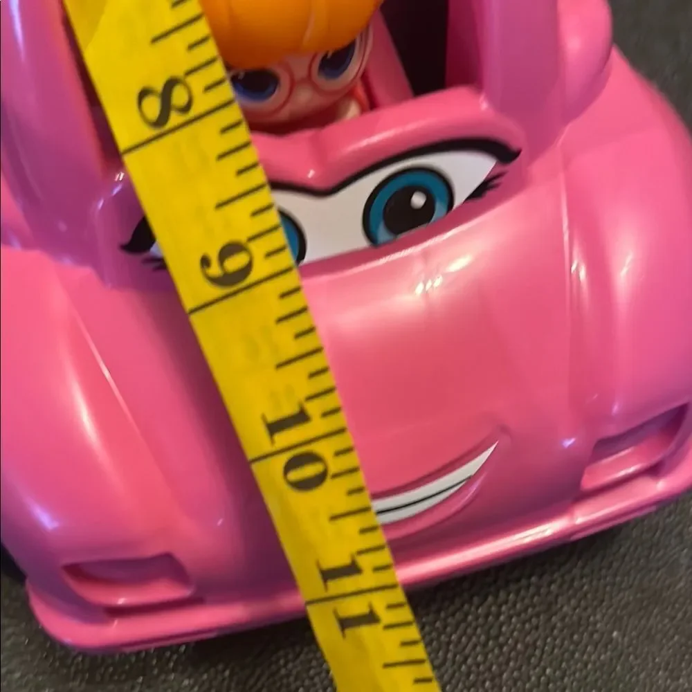 Mega Bloks Pink Toy Car with Smiling Design Doll included